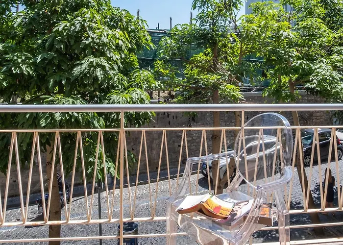 Bright House * Sorrento