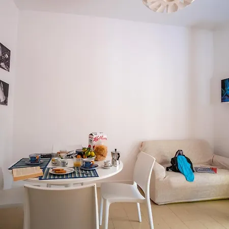 Bright House *