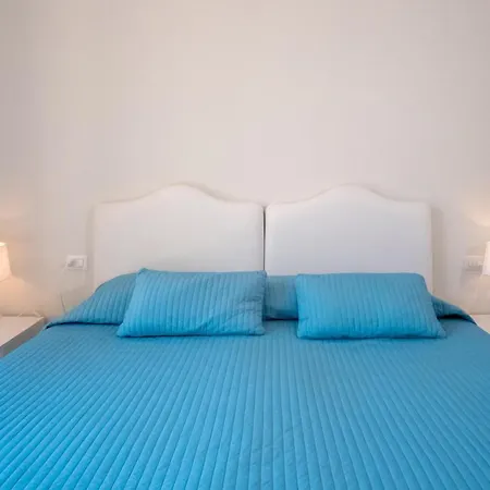 Bright House Апартаменти *