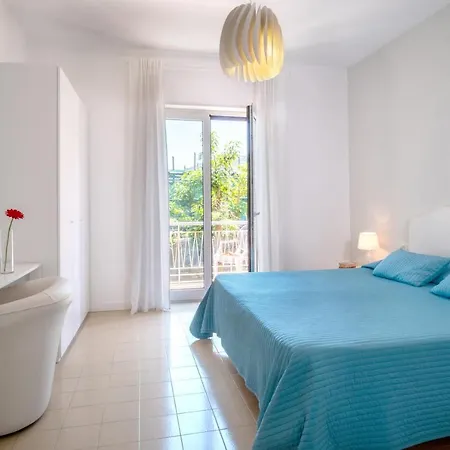 Bright House Apartment Sorrent